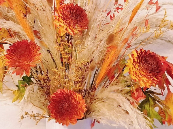Fall - 100% Custom Design (Dried/Solo wood & preserved flowers)