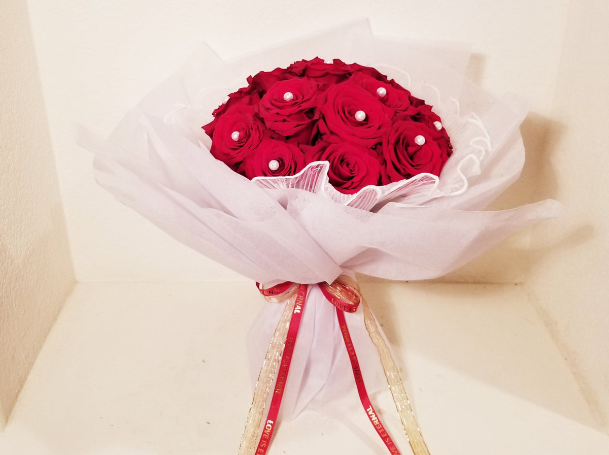 Passionate Love - 16 Fine Red Roses – LeLe Floral
