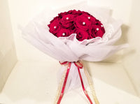 Passionate love - 16 fine red roses bouquet 