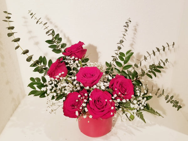 alf Dozen Red Roses in Red Ceramic Vase