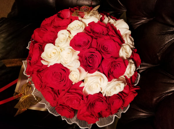 Heart Shape Fragrant Red Roses Bouquet